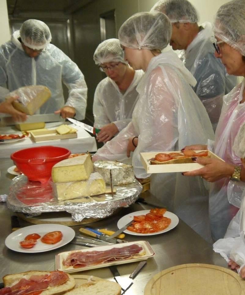 dégustation de fromages et charcuteries